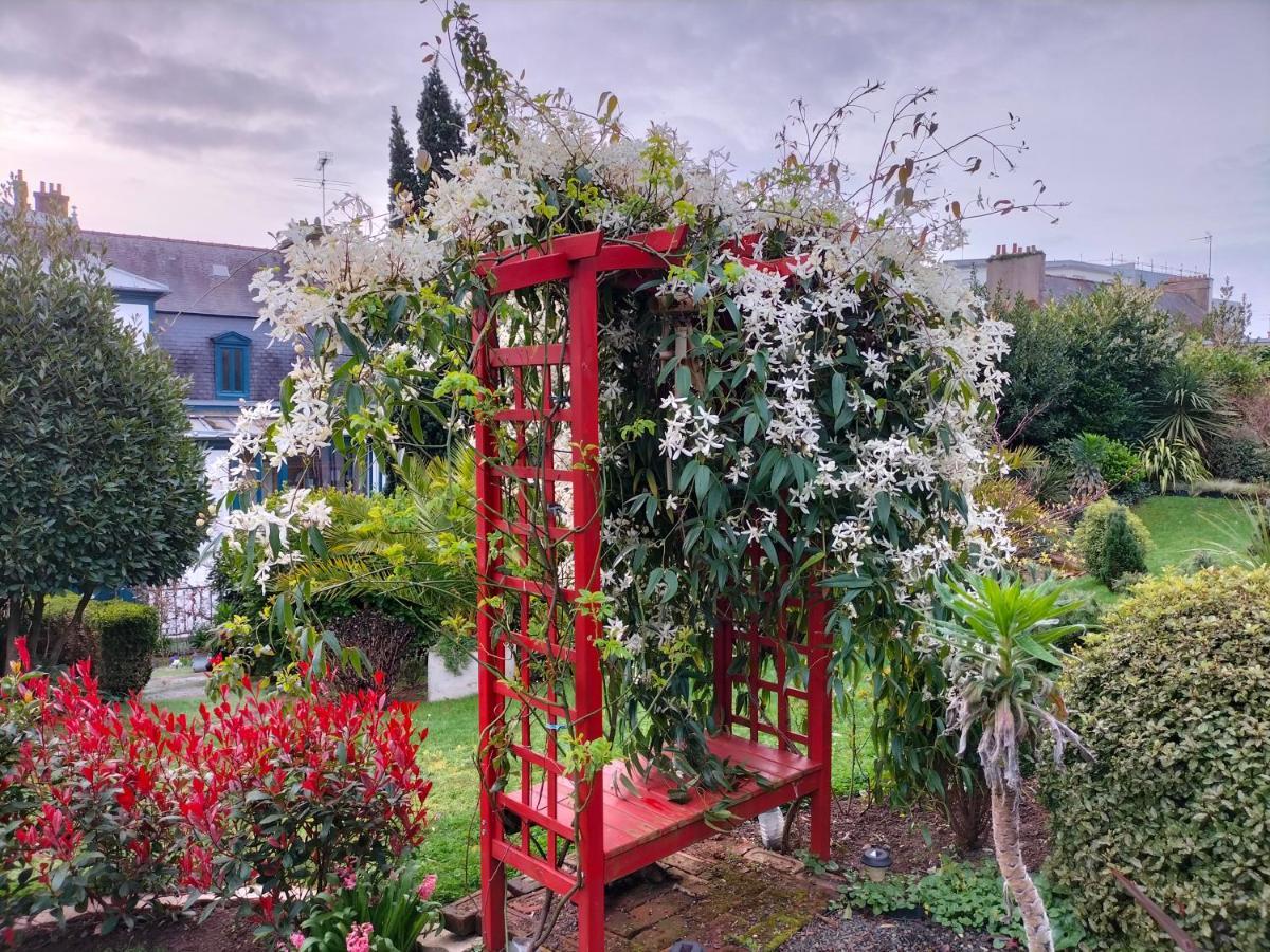 Le Jardin Secret & Spa Saint-Brieuc Exterior foto